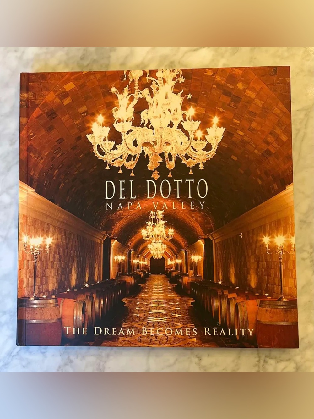 Decor Book - Picture 2 of 10